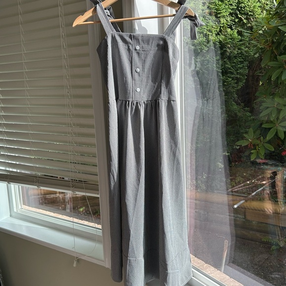 gingham summer picnic dress - Picture 7 of 11